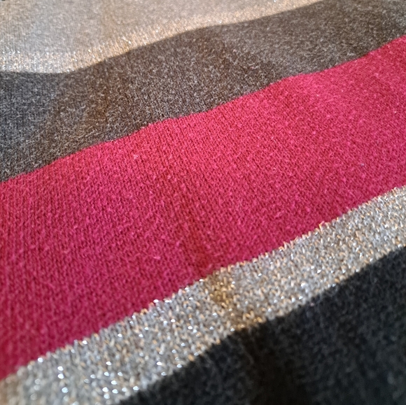 IZ short-sleeved sweater - Picture 2 of 4